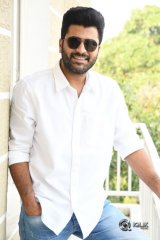 Sharwanand Interview About ShatamanamBhavati Movie